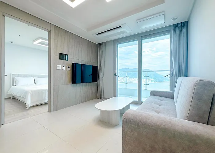 The First Ocean Songdo 公寓 釜山